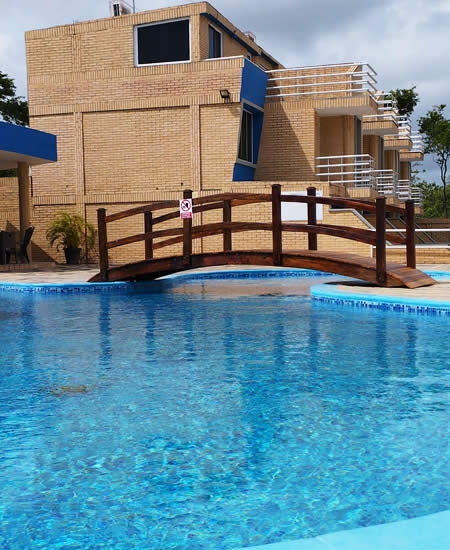 Townhouse para  8  personas en Tucacas sector El Tuque